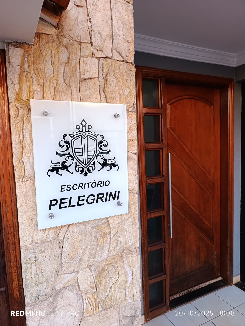 Escritório Pelegrini - Área de atendimento